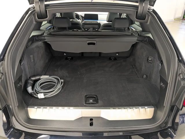 BMW 530 530e M-Sport xDrive