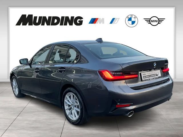 BMW 330 330e Advantage pakket Sedan