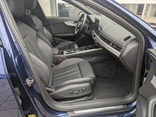 Audi A4 40 TDI Business Sedan