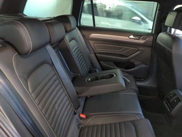 Volkswagen Passat 2.0 TSI Business DSG Variant