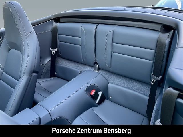 Porsche 992 Cabrio Carrera