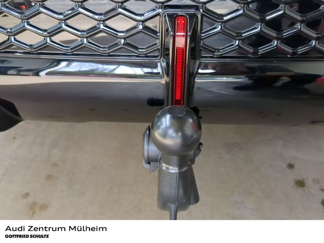 Audi RS Q8 Performance Quattro