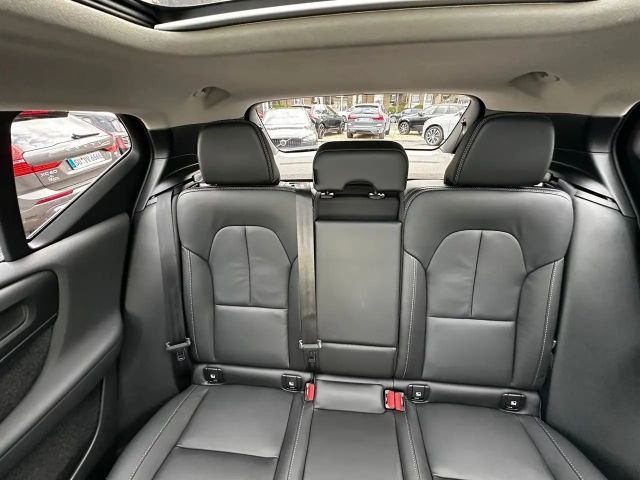 Volvo XC40 Dark Plus