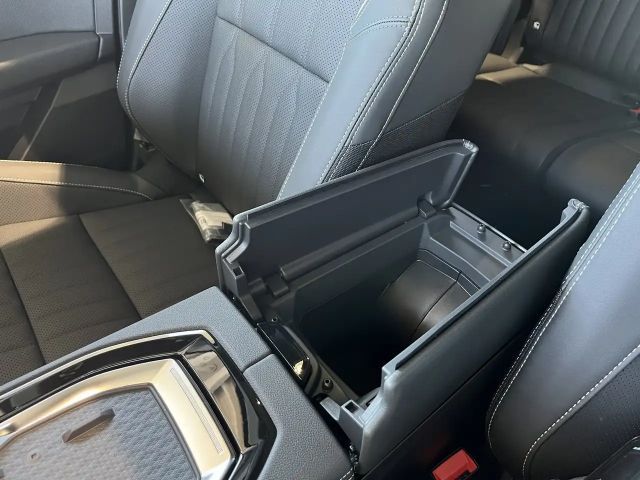 Renault Espace E-Tech Hybrid Iconic