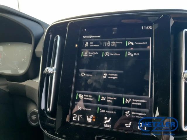 Volvo XC40 Dark Plus