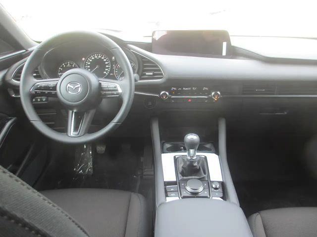 Mazda 3 Exclusive-line