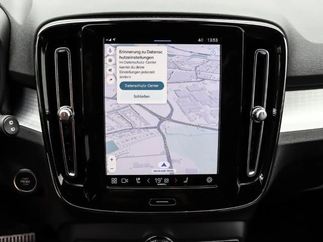 Volvo XC40 Dark Plus