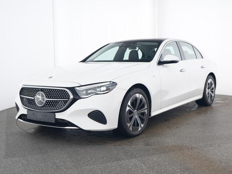 Mercedes-Benz E 400 4MATIC Sedan