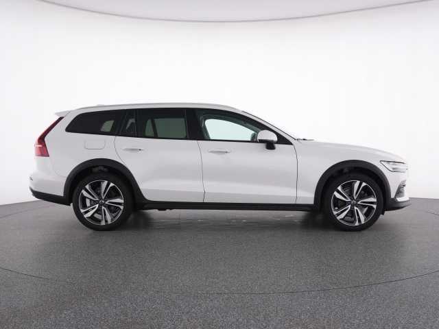 Volvo V60 Cross Country CC