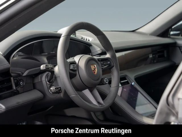 Porsche Taycan 4S Cross Turismo