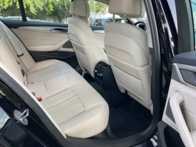 BMW 540 540d Sedan xDrive