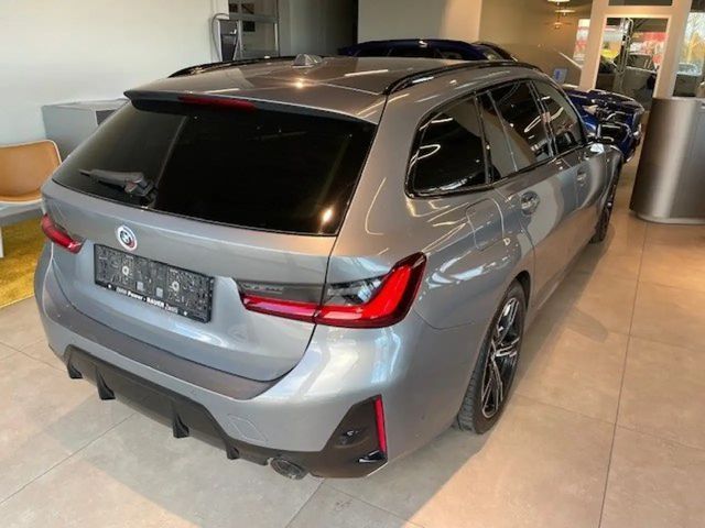 BMW 320 320d M-Sport Touring xDrive