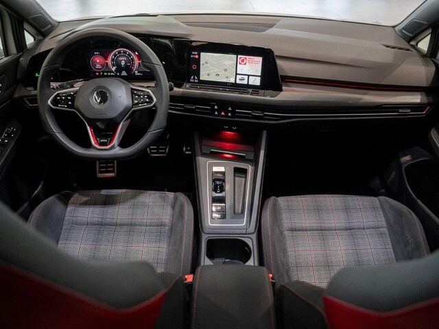 Volkswagen Golf 2.0 TSI Golf VIII