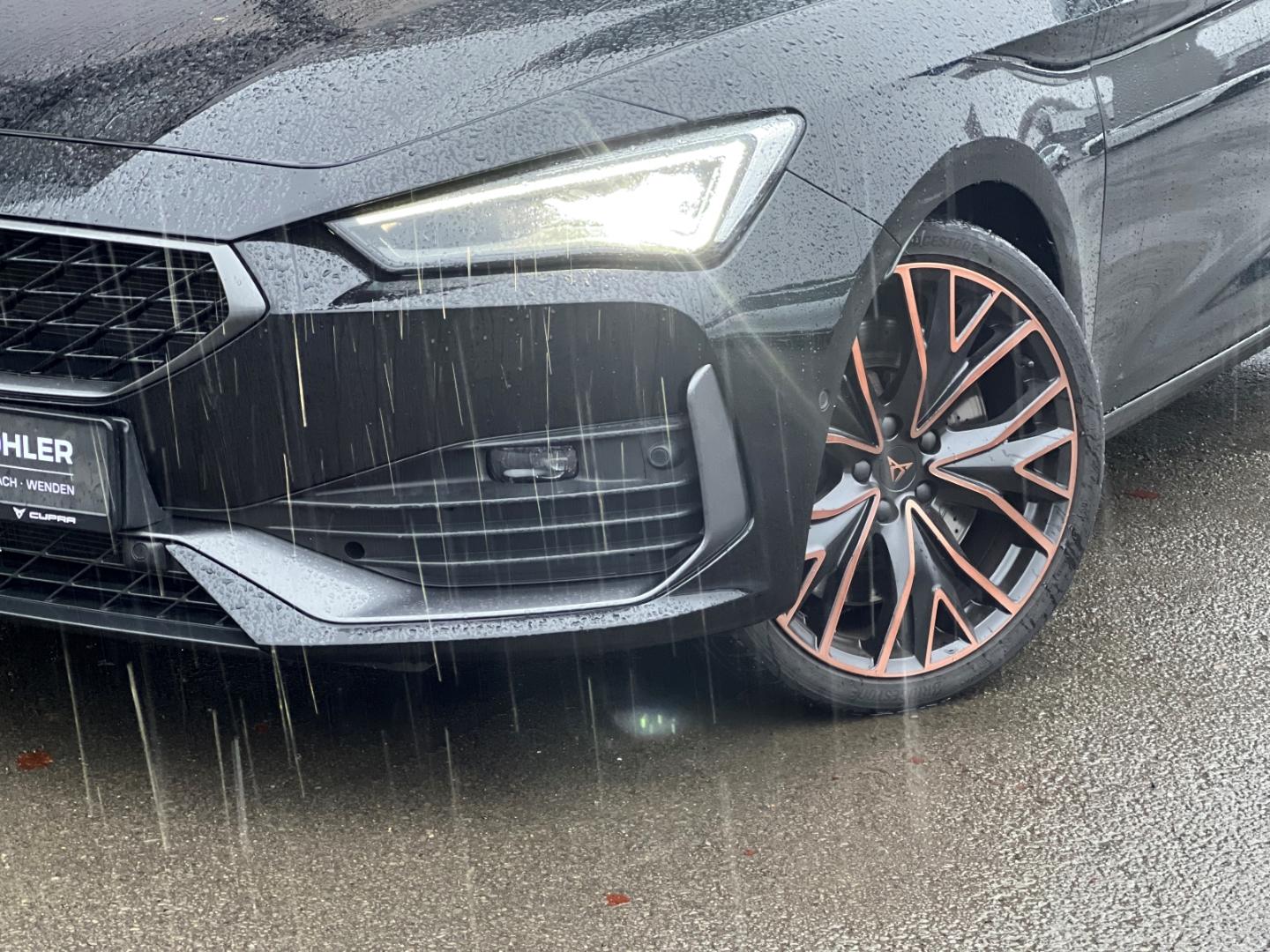 Cupra Leon 2.0 TSI 4Drive Sportstourer VZ