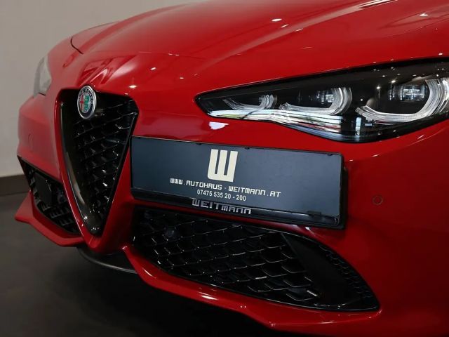 Alfa Romeo Giulia AT8 Q4 Veloce