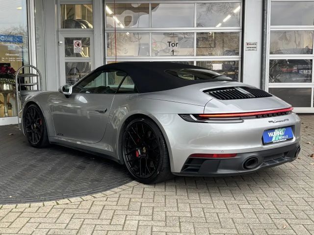 Porsche 911 Cabrio Carrera GTS