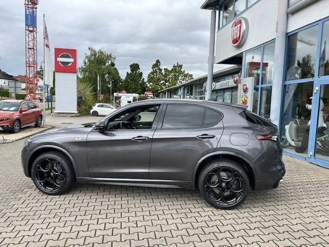 Alfa Romeo Stelvio Q4 Quadrifoglio Turbo