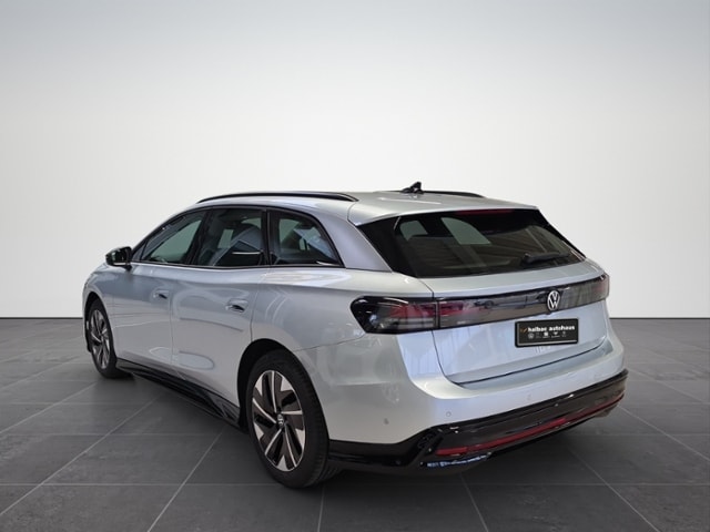 Volkswagen ID.7 IQ.Drive Tourer