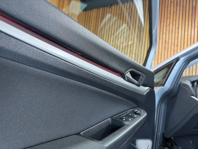 Volkswagen Golf Life Variant