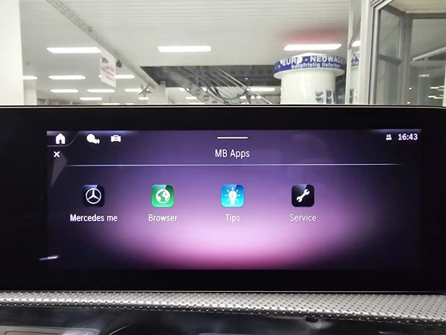 Mercedes-Benz CLA 180 AMG Line