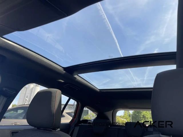 Ford Focus ST Line Wagon