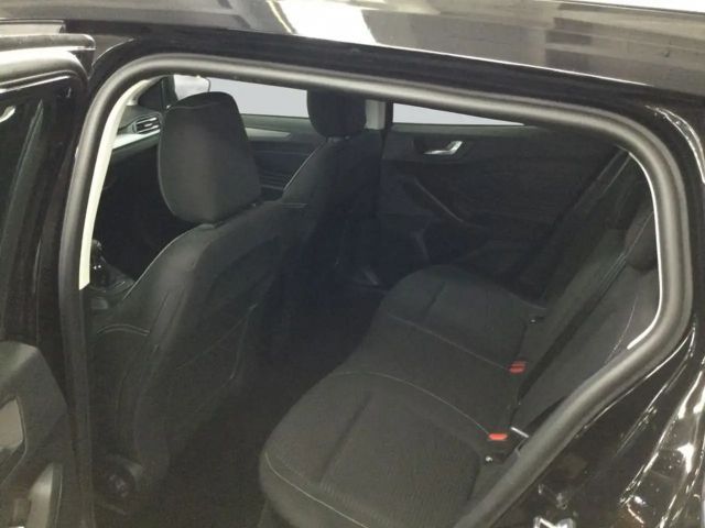 Ford Focus EcoBoost Style Titanium Wagon