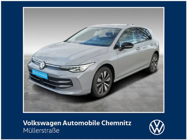 Volkswagen Golf 1.5 eTSI Golf VIII