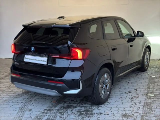 BMW iX1 xDrive30
