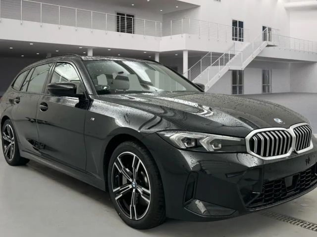BMW 330 330i M-Sport Touring xDrive