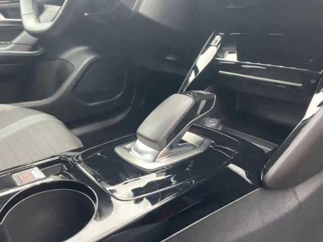 Peugeot E-2008 Allure Pack