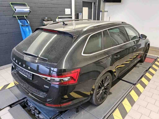 Skoda Superb 2.0 TDI 4x4 Combi