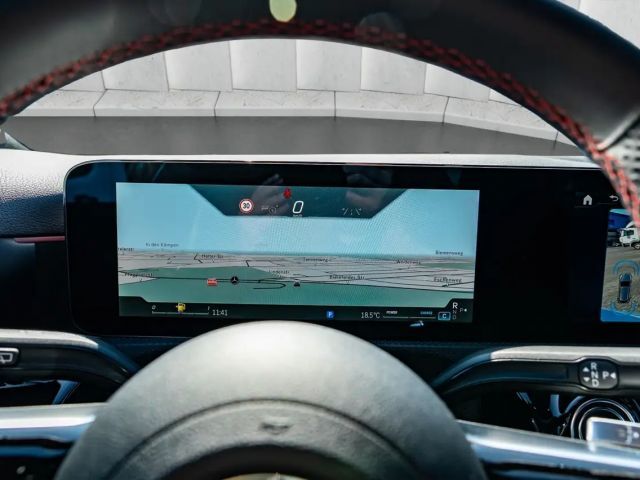 Mercedes-Benz A 200 AMG Line