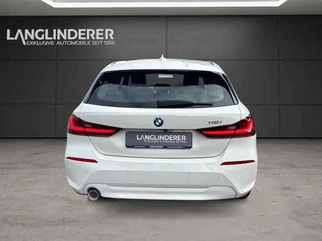 BMW 116 116i Advantage pakket Sedan