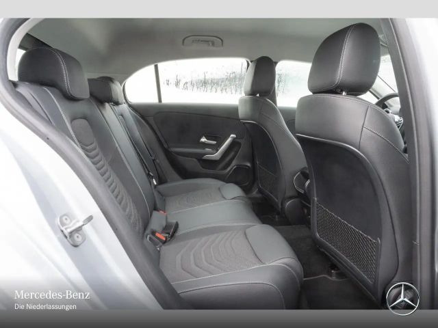 Mercedes-Benz A 200 Progressive