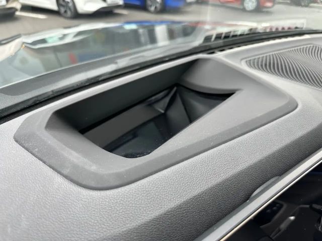 BMW 320 320d M-Sport Sedan xDrive