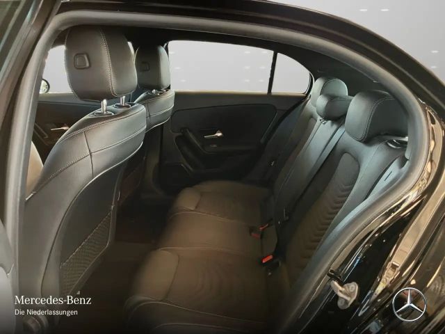 Mercedes-Benz A 250 A 250 e Style