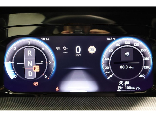 Volkswagen Golf 2.0 TDI DSG Golf VIII R-Line