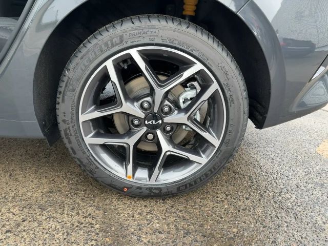 Kia Ceed CEED Ultimate Edition 1.5T LED+Kamera+Navi