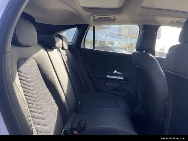 Mercedes-Benz GLA 200 GLA 200 AHK/PANO/KAMERA/LED/ADVANCED/WINTER SHZ