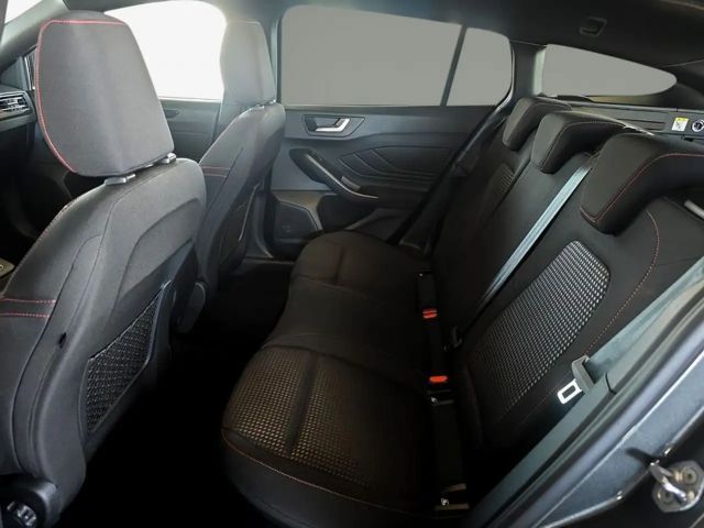 Ford Focus EcoBoost ST Line Wagon