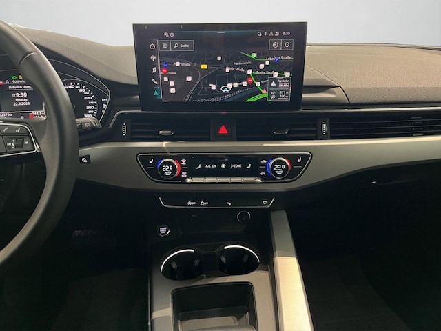 Audi A4 30 TDI Avant S-Tronic