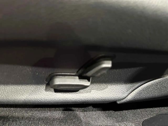 Mercedes-Benz E 200 AVANTGARDE Estate