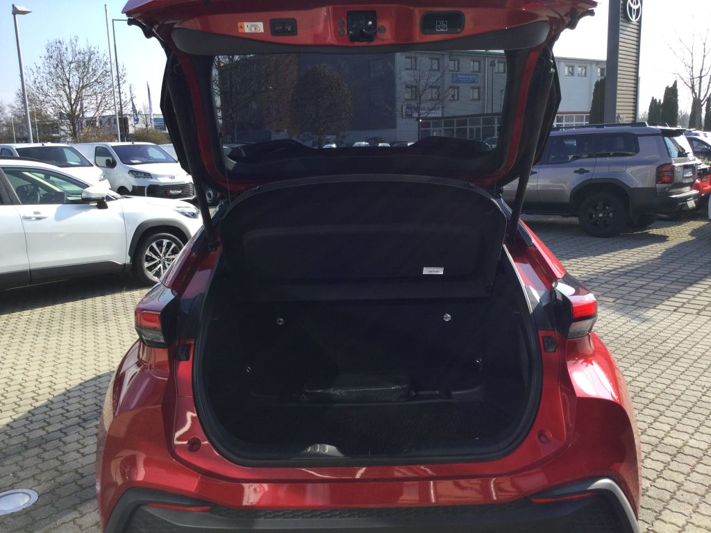 Toyota C-HR 5-deurs Team D Technik