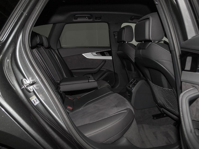 Audi A4 40 TFSI Avant Quattro S-Line S-Tronic