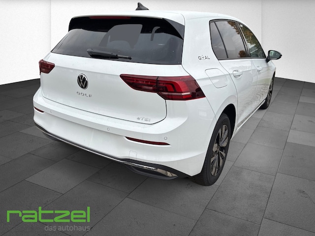 Volkswagen Golf 1.5 eTSI DSG