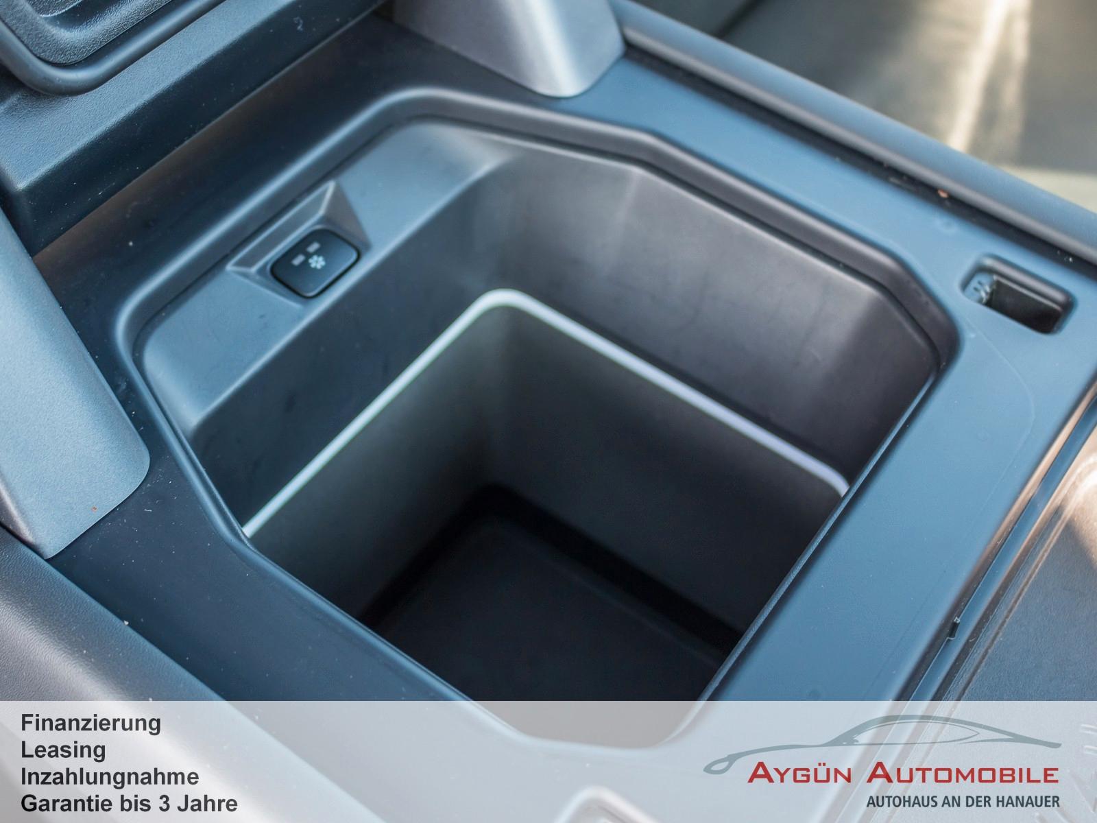 Land Rover Defender 90 Dynamic HSE P400