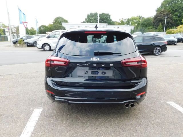 Ford Focus ST Line