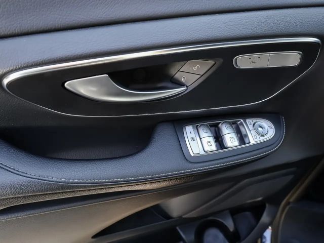 Mercedes-Benz EQV 300 AVANTGARDE