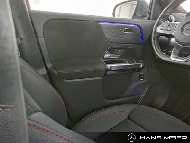 Mercedes-Benz EQB 300 4MATIC