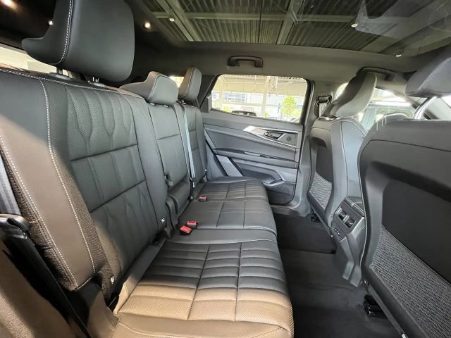 Renault Espace E-Tech Hybrid Iconic